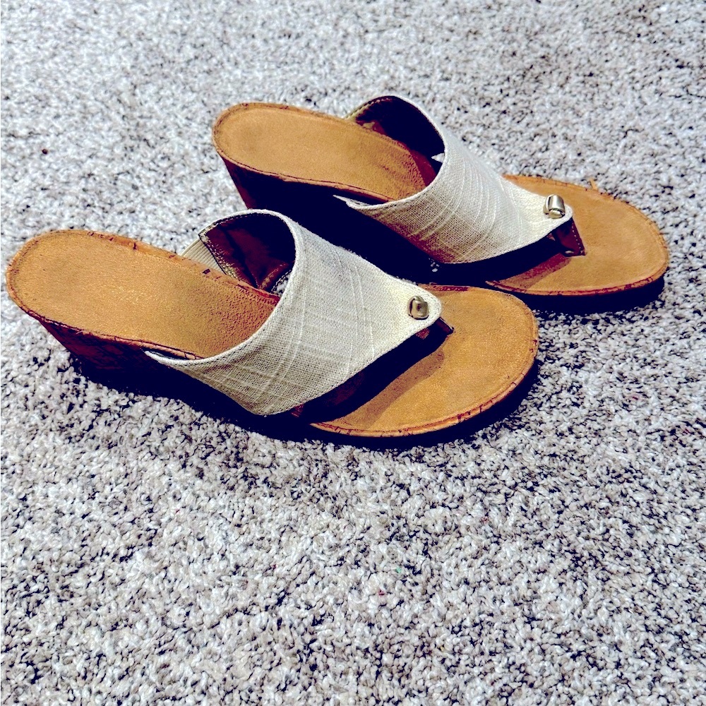 Elegant Tan Women's Sandals